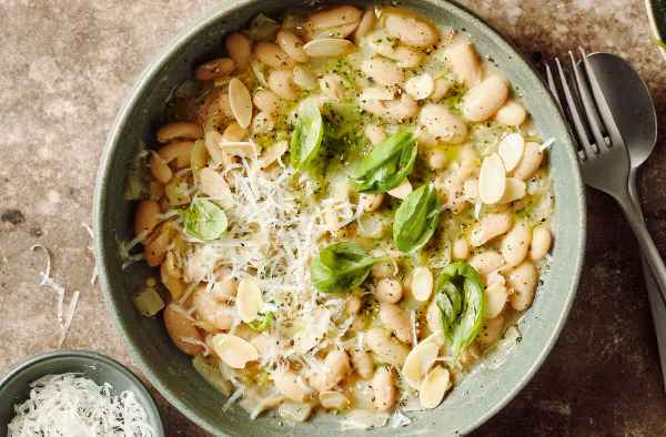 Kale & almond pesto beanotto 